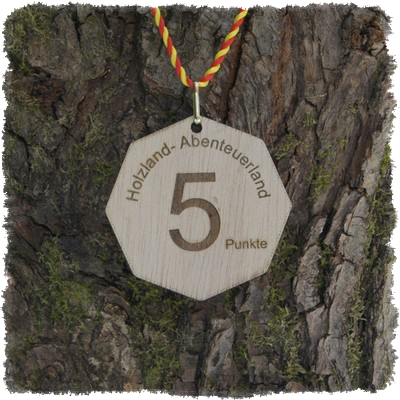 Sperrholzmedaille, Holzmedaille 8-eckig.