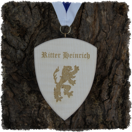 Vollholzmedaille Wappenschild ca. 90 x 70 mm, Rundkante mit Schrauböse, Ritter Heinrich
