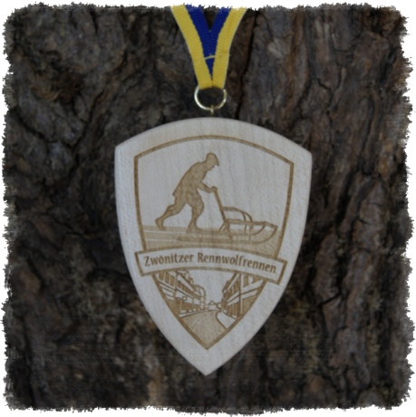 Vollholzmedaille aus Ahorn Schild, Wappen ca. 90 x 70 mm, Rundkante mit Schrauböse, Zwönitzer Rennwolfrennen